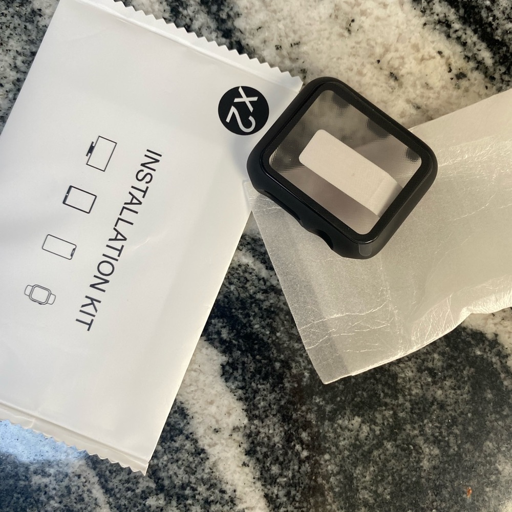 Apple Watch bundle - Picture 4 of 9